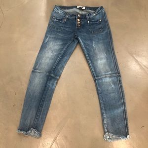 One teaspoon Super Dupers size 25 Like New!